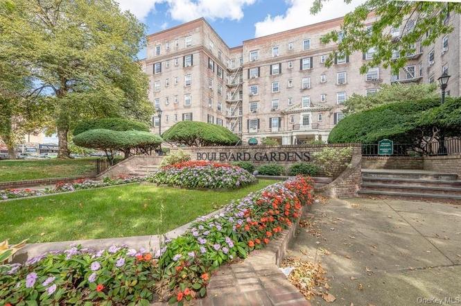 3069 Hobart St Unit B3K