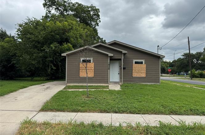1920 Jb Jackson Jr Blvd Unit J