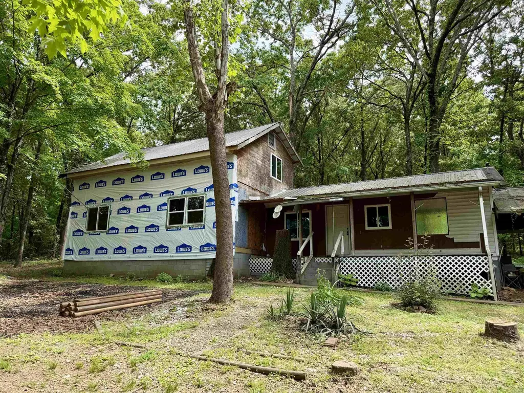 208 County Road 2228