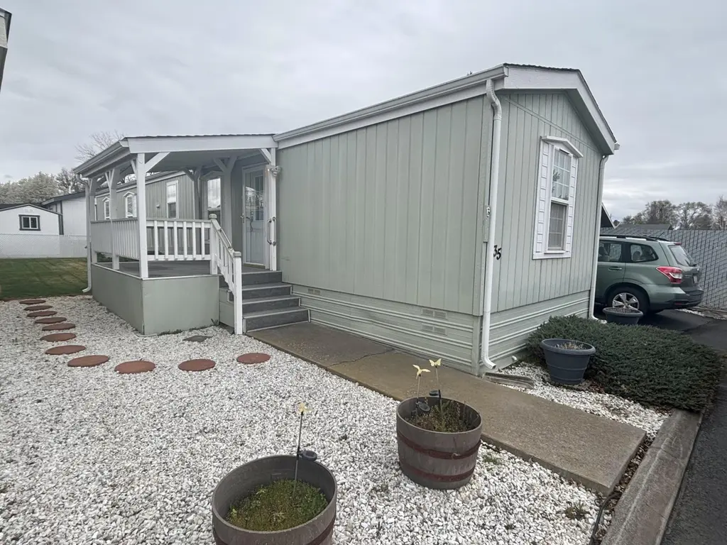 4200 Summers Ln Unit 35