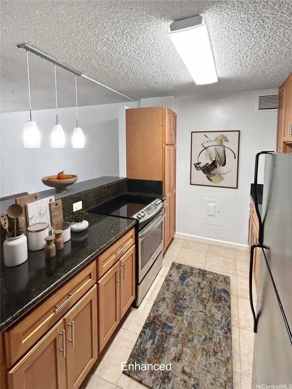 411 Kaiolu St #203