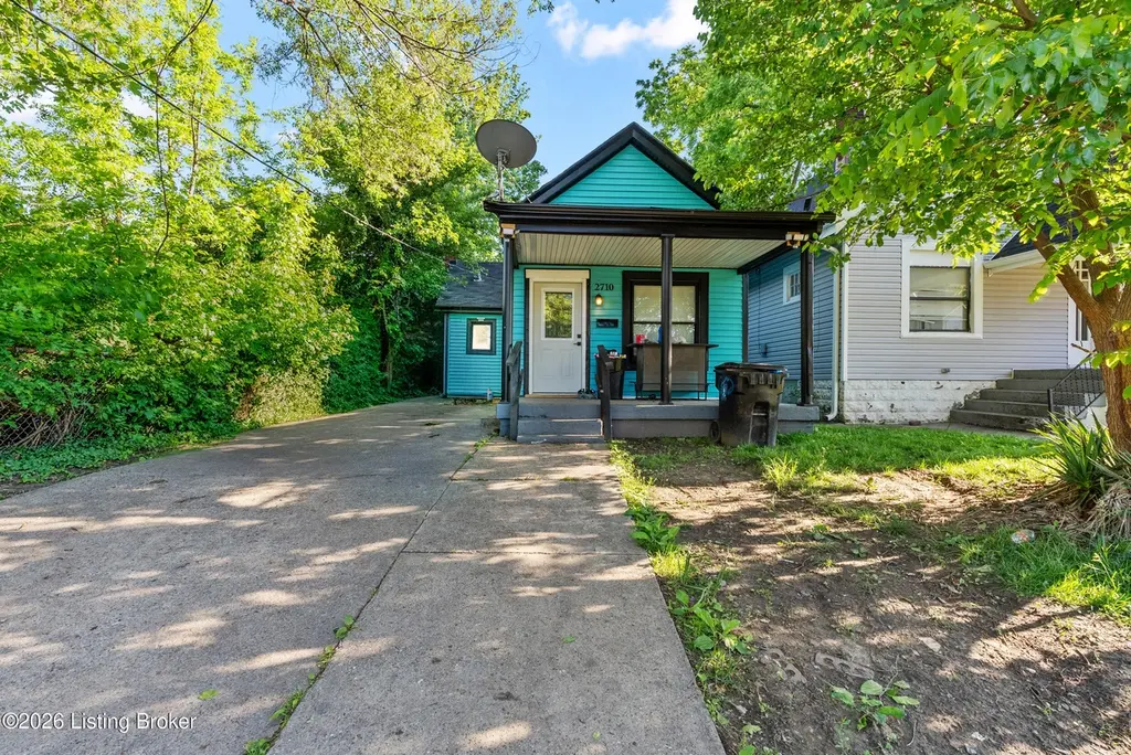2710 Elliott Ave