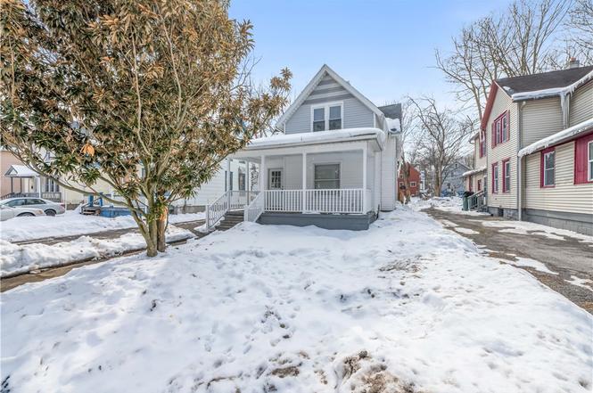 139 Hawley St