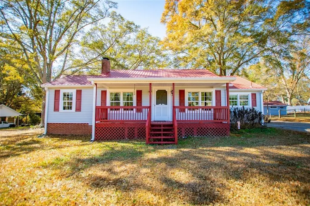 16 Garrett Ave