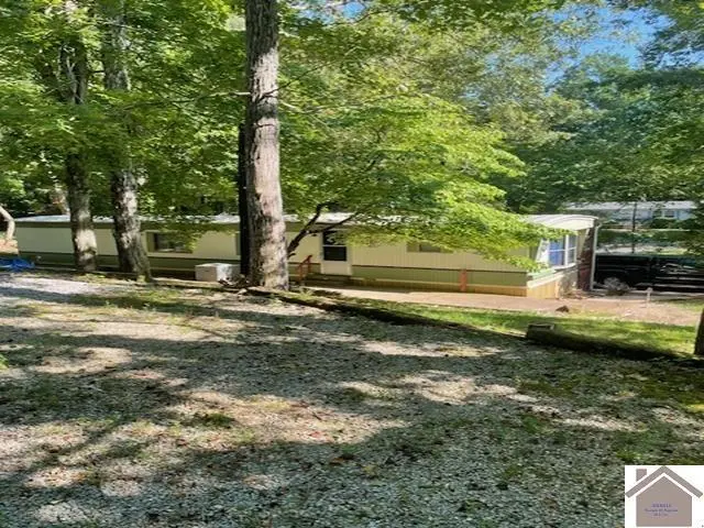 925 Rockcastle Lakeshore Dr