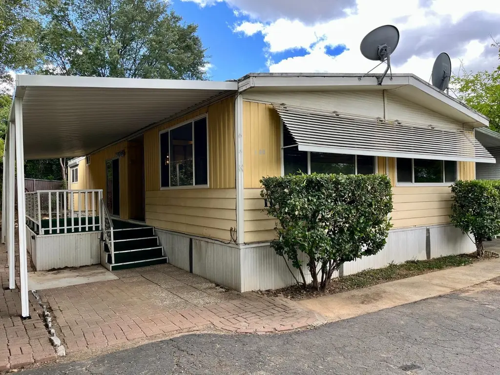 314 S Main St #100