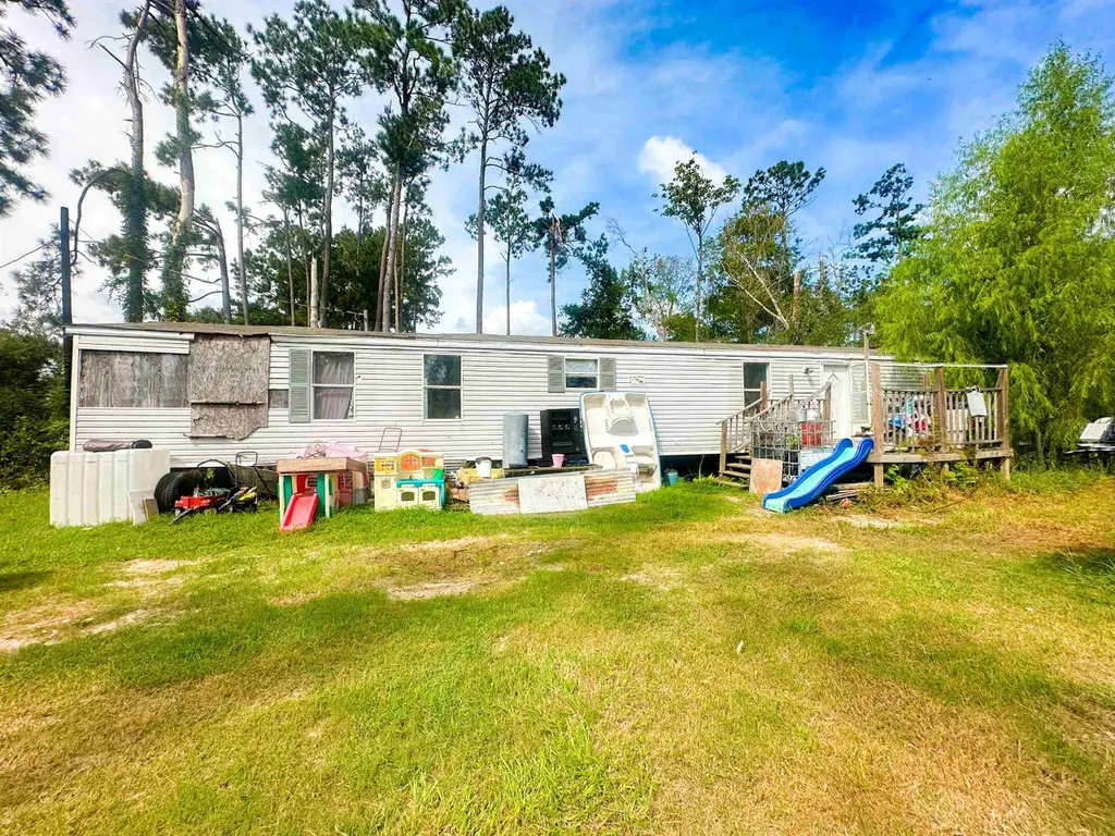 3104 Woodland Ridge Dr