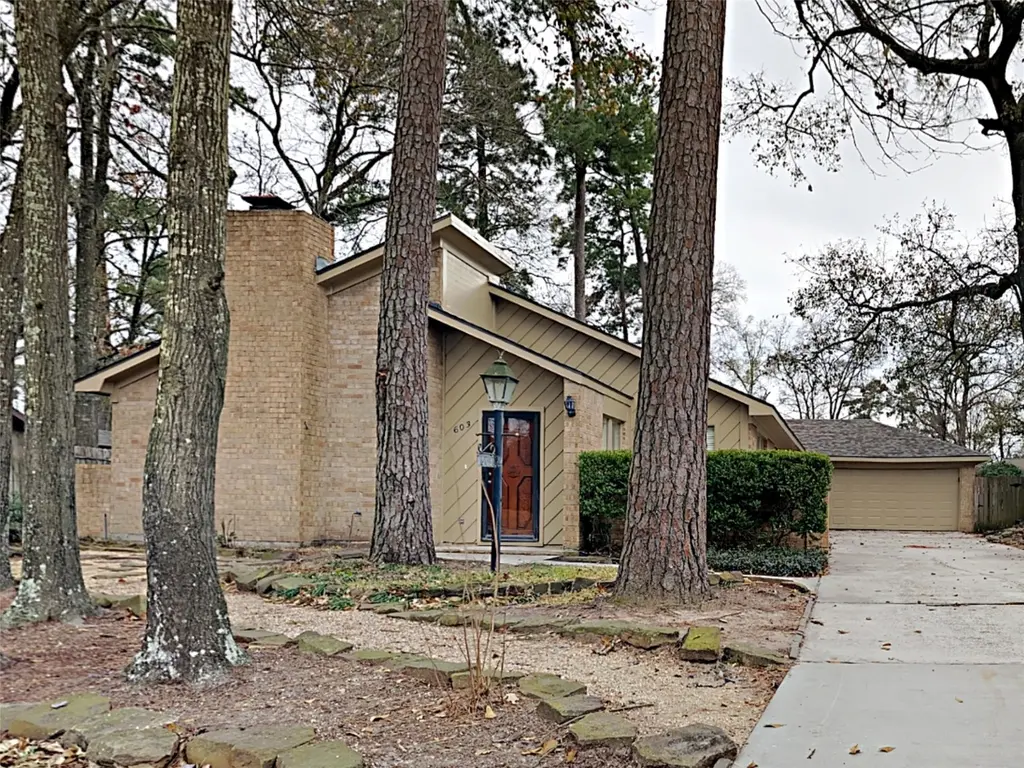 603 Blue Ridge Dr