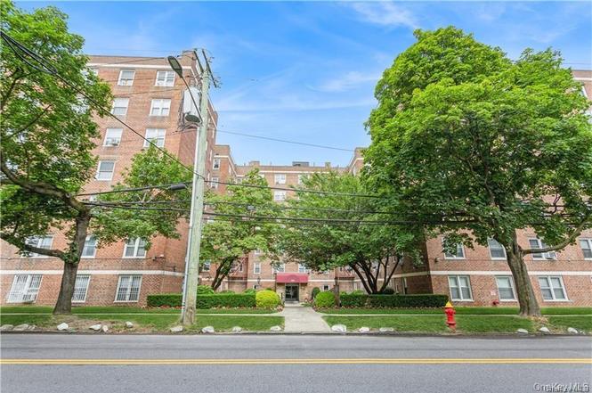 485 Bronx River Rd Unit C62