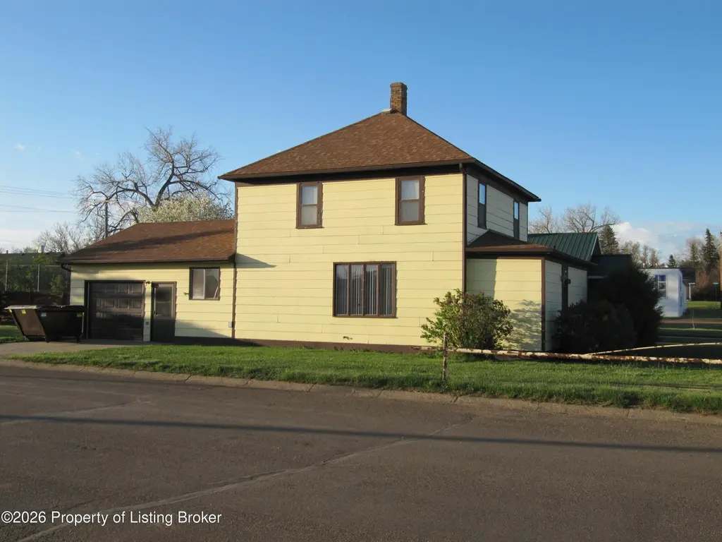 310 Central Ave S