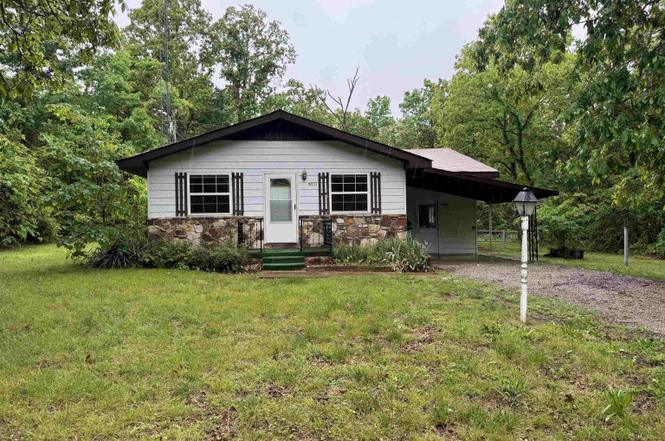 900 Oakwood Dr