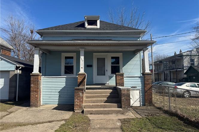 1117 13th St
