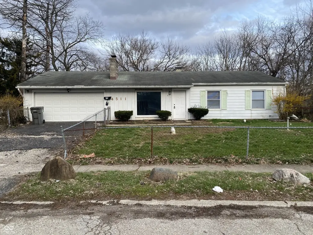 4511 N Kenmore Rd