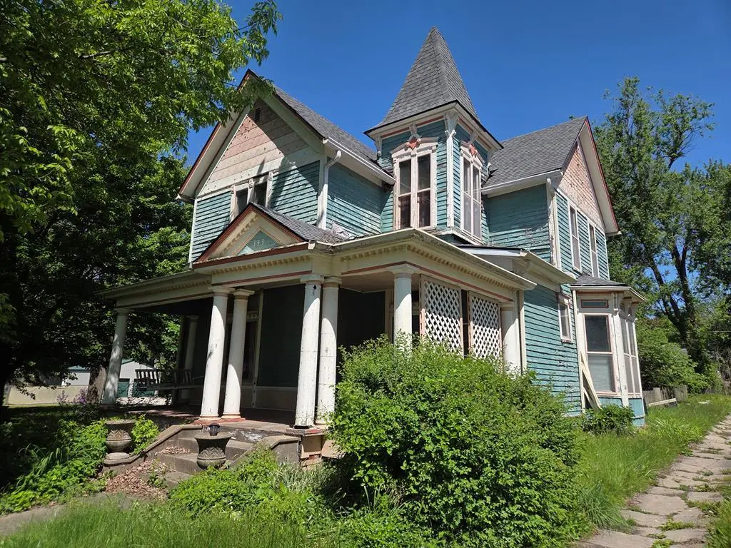 343 Jackson St
