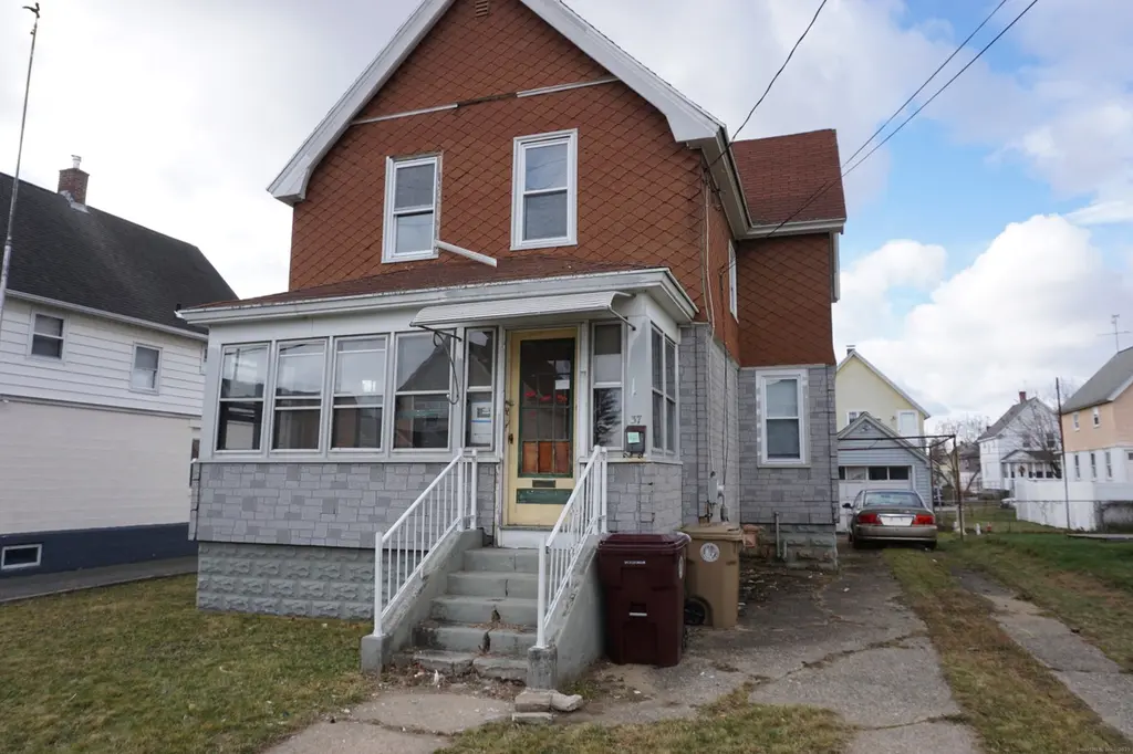 37 FRANKLIN St