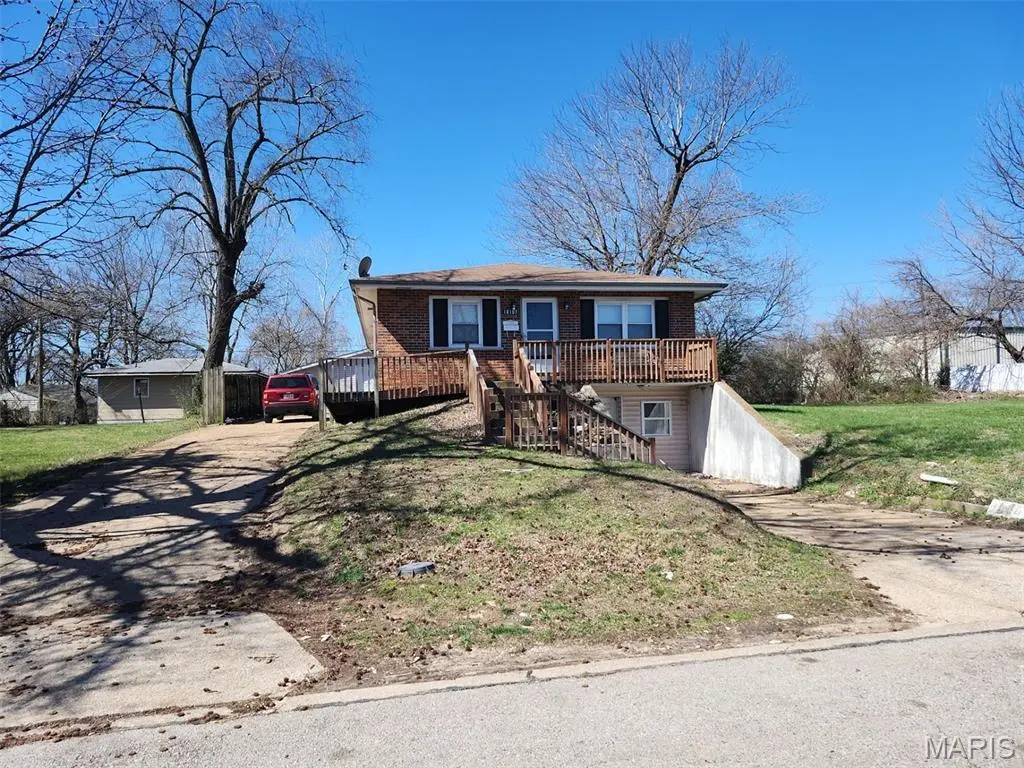 10107 Castle Dr