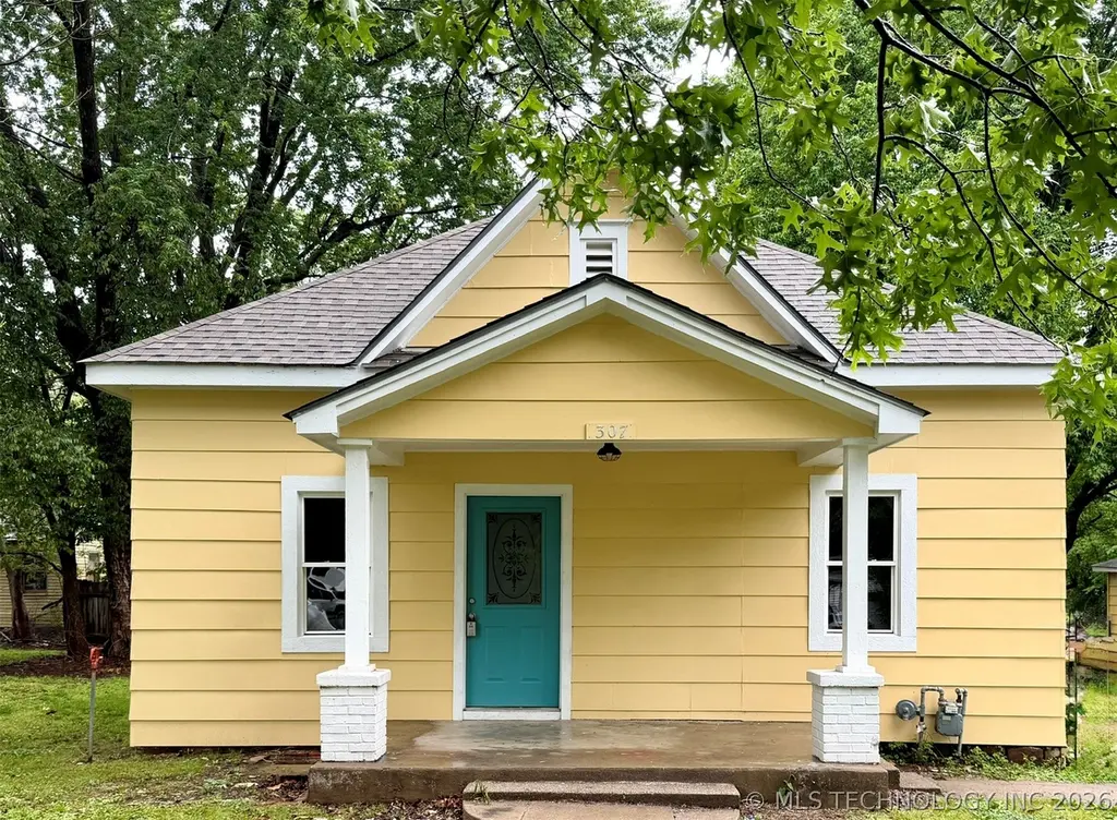 307 N Foreman St