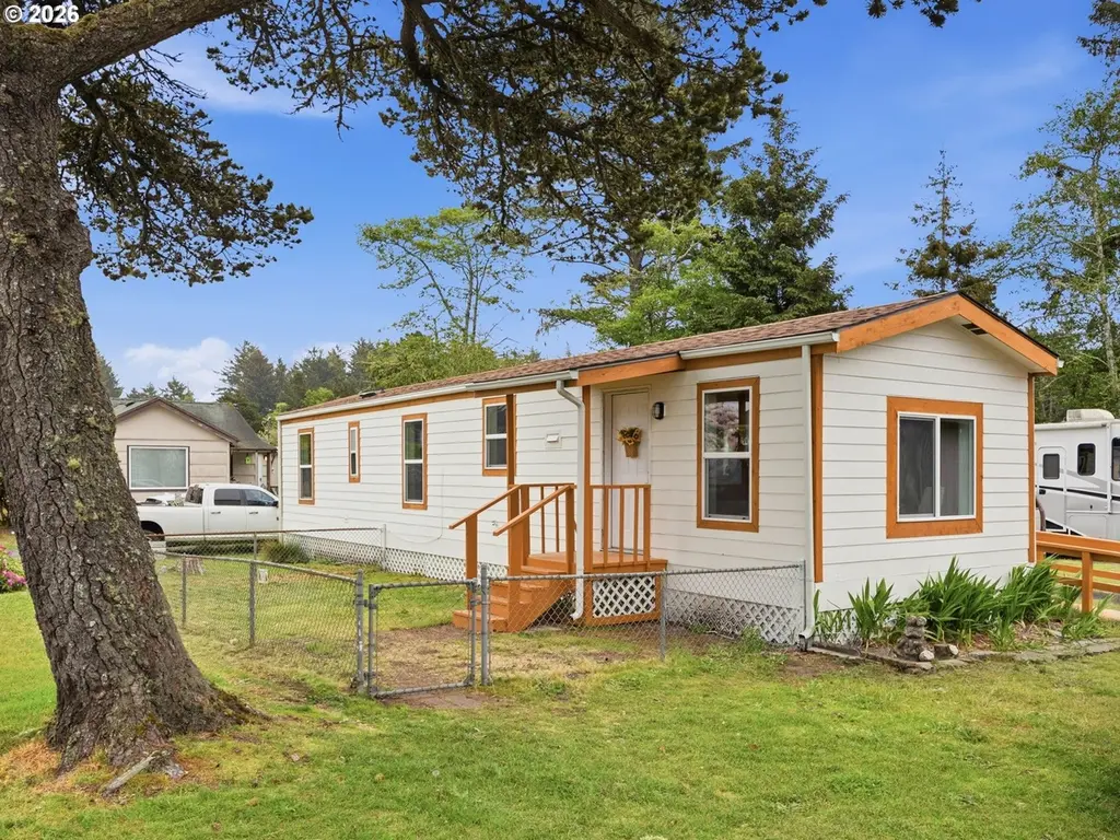 22212 Pacific Way #11