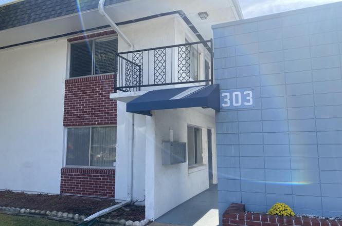 303 Ridge Blvd #1060