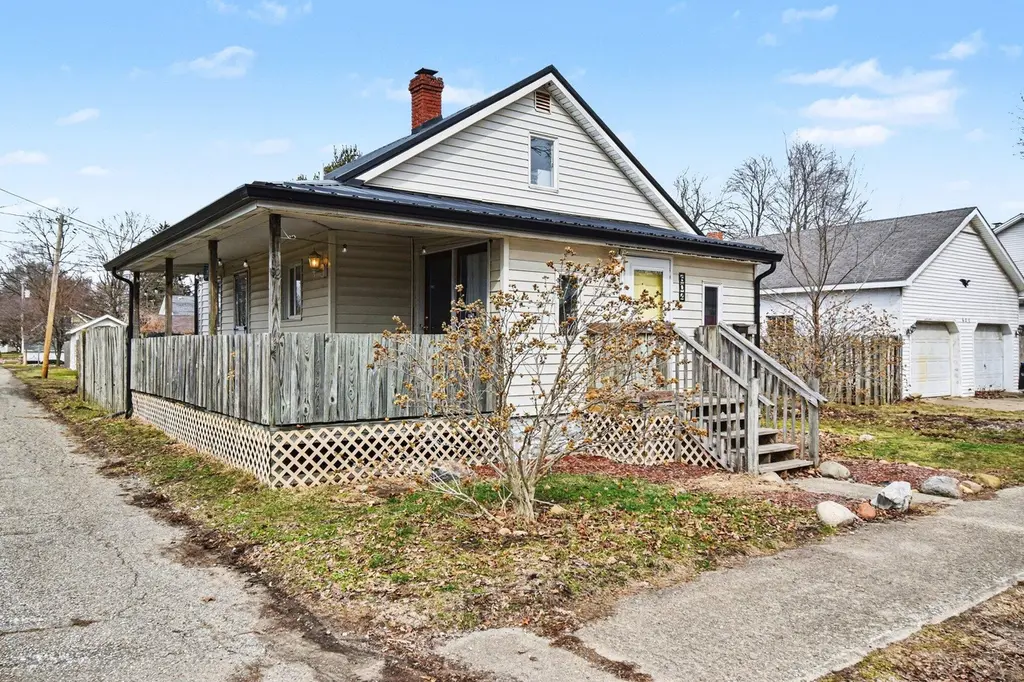 602 Illinois St
