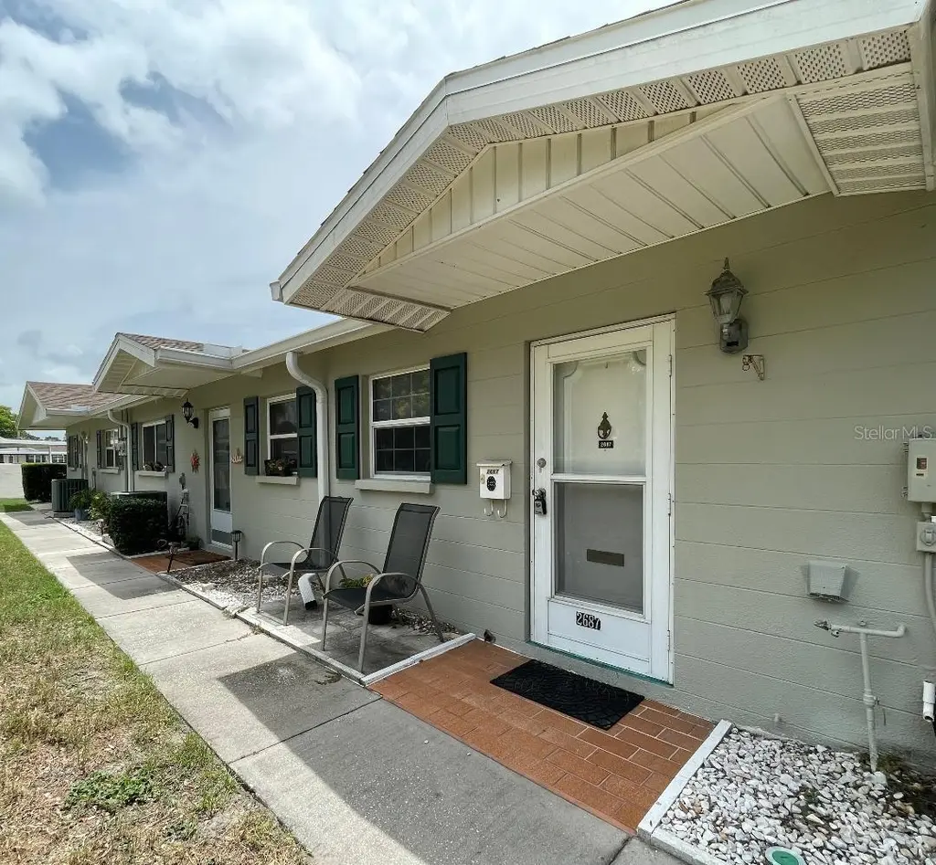 2687 Golf Course Dr #219