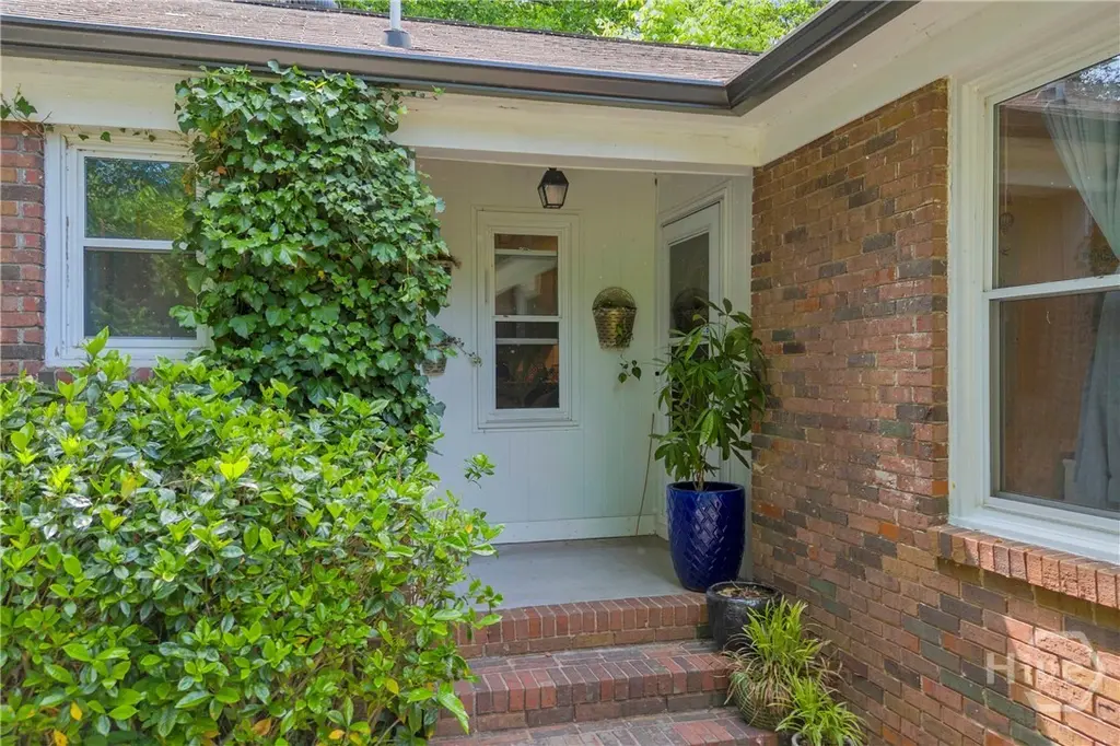 480 Somerset Dr