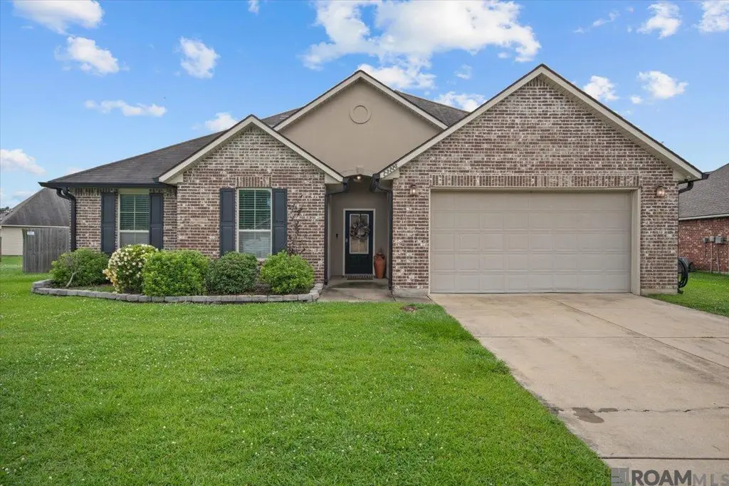 23225 Conifer Dr