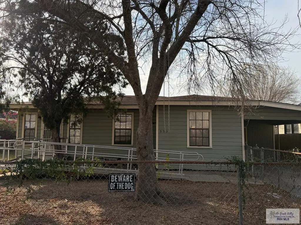 553 Villanueva Ave