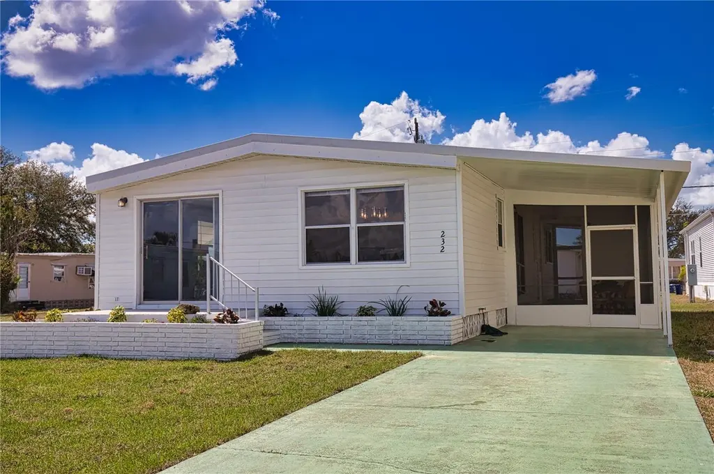 232 Trailorama Dr