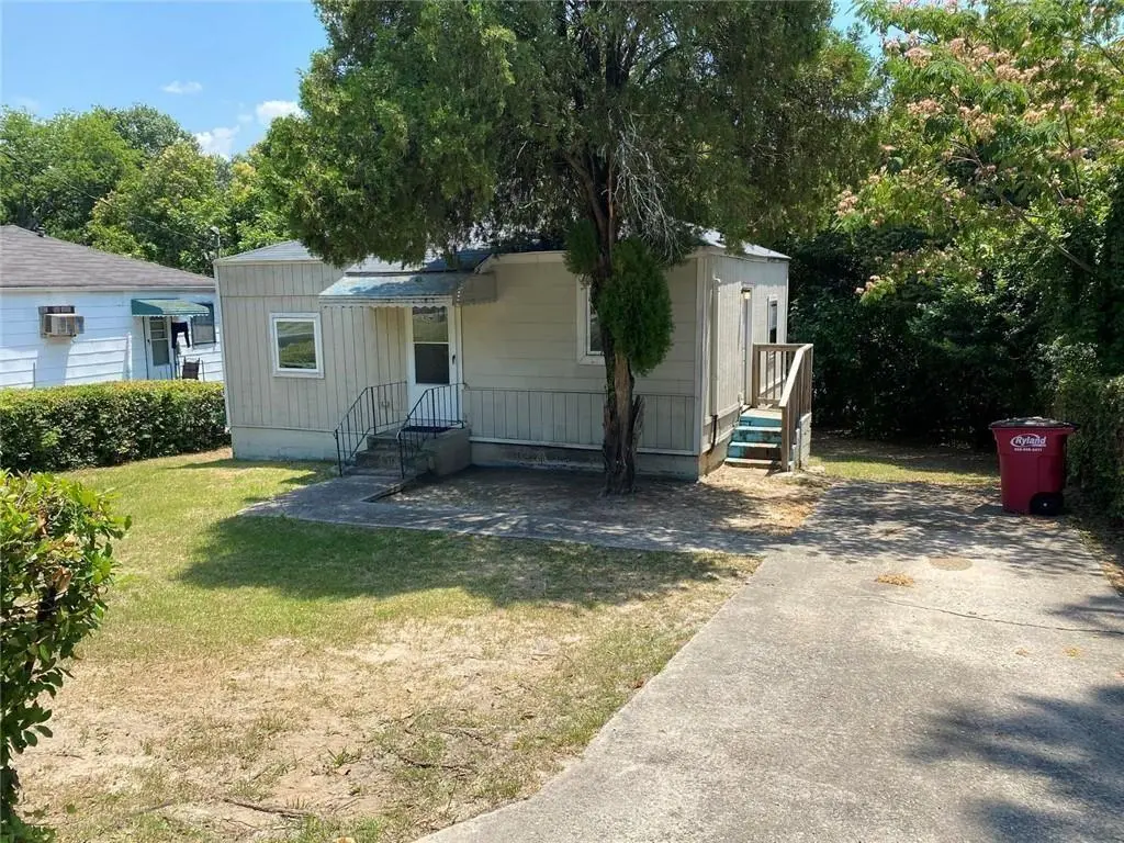 2320 Ballard Dr