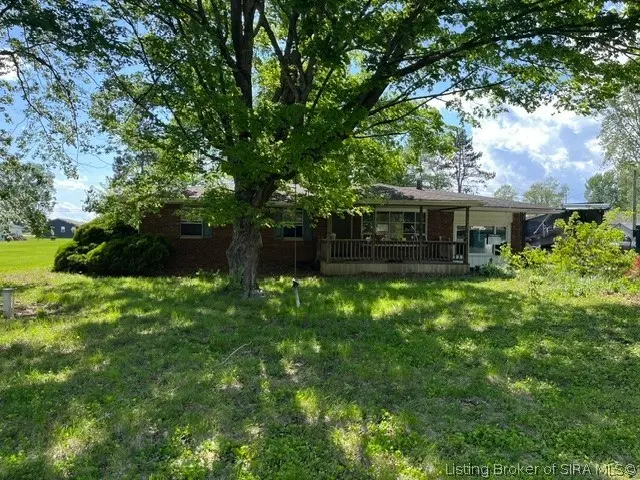 7060 Crestwood Dr