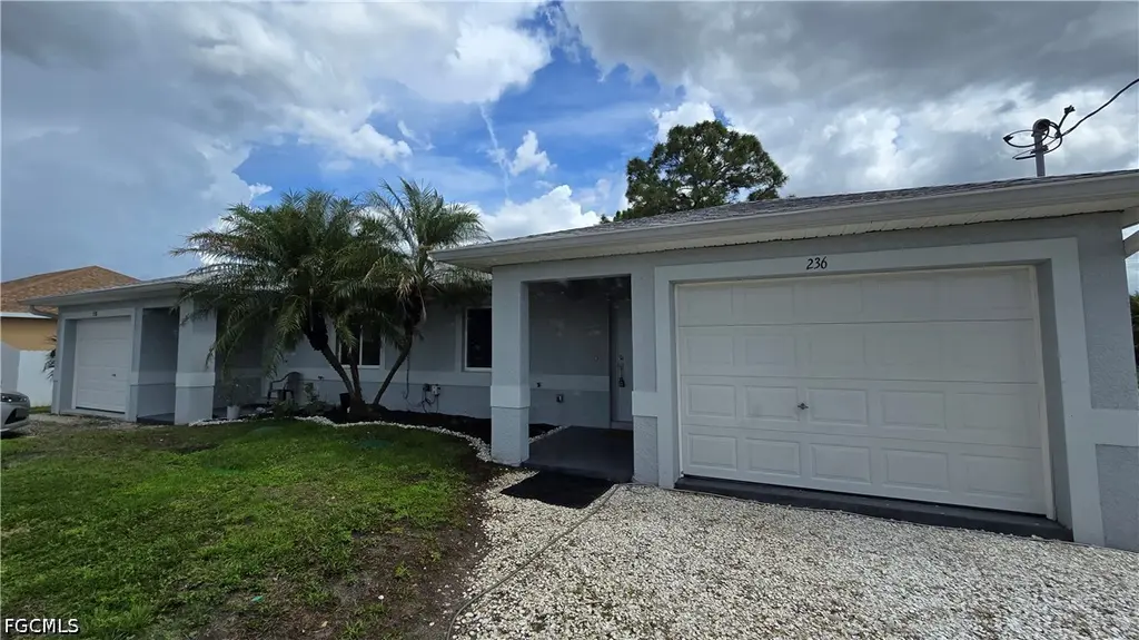 236/238 Peerless St