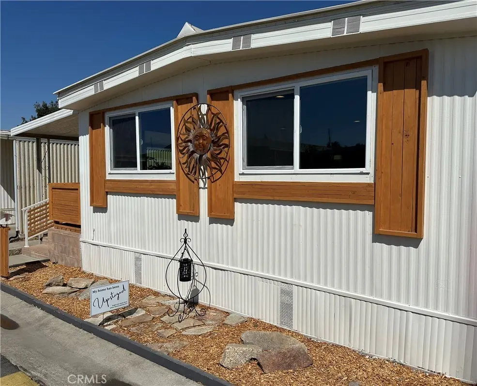 225 N Akers Rd #308