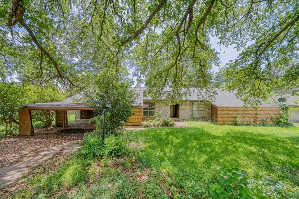 1006 Rikkity Ln