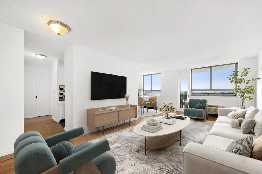 100 MANHATTAN Ave #1419