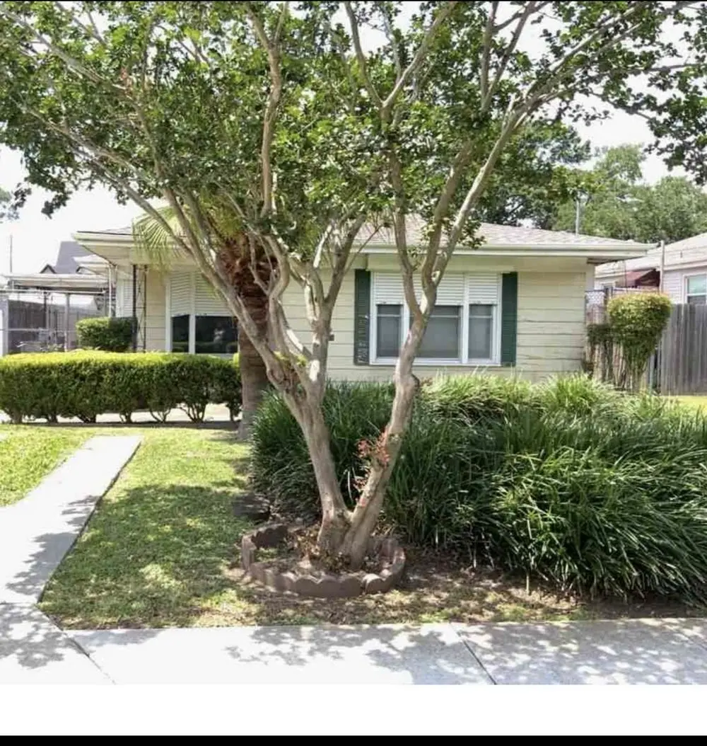 640 Bonnabel Blvd