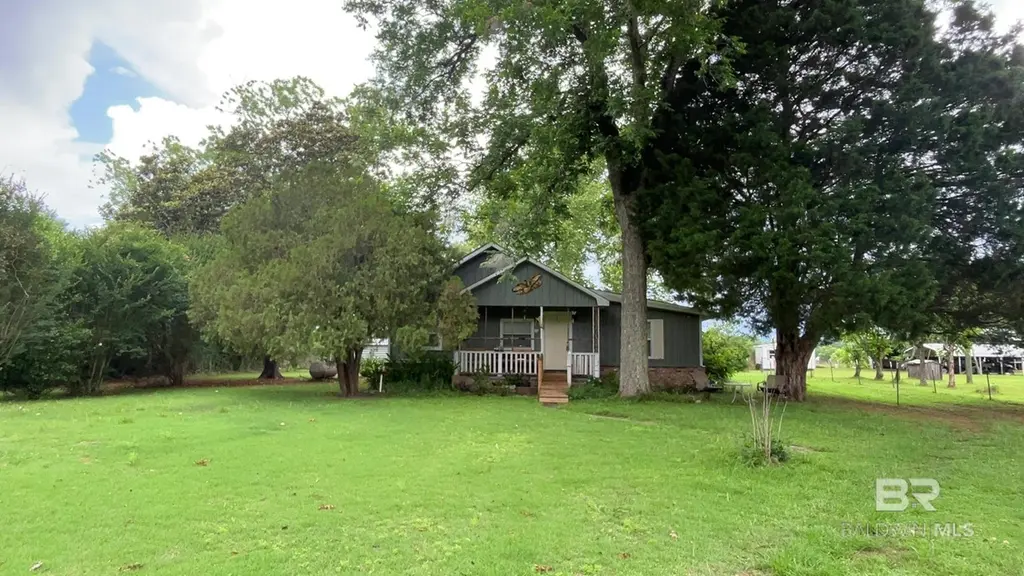 45835 Phillipsville Rd