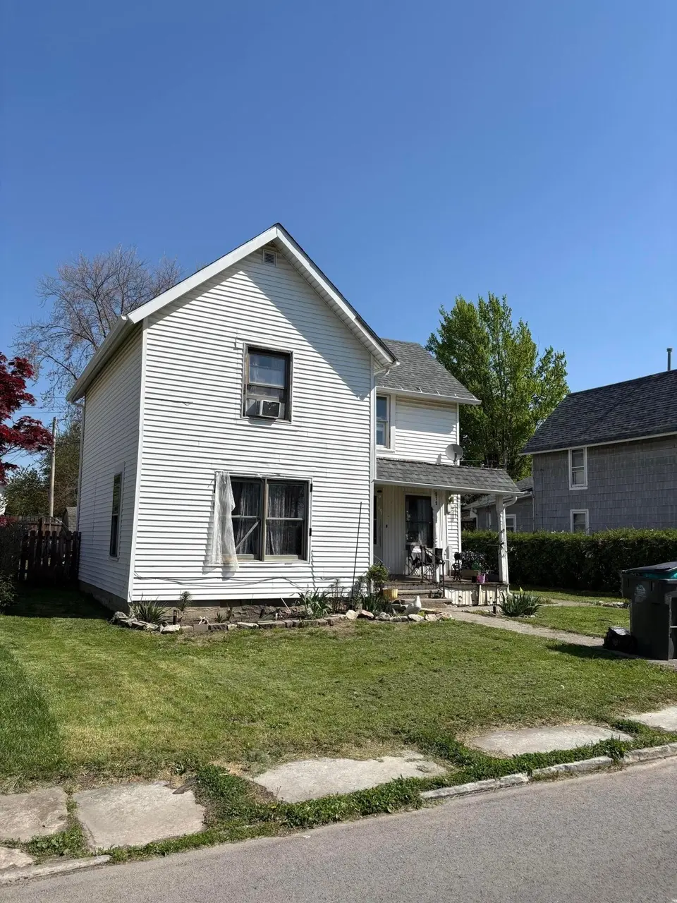 272 Bellevue Ave
