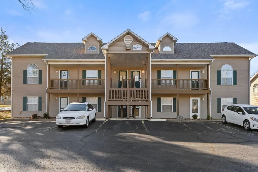 550 Abby Ln #3