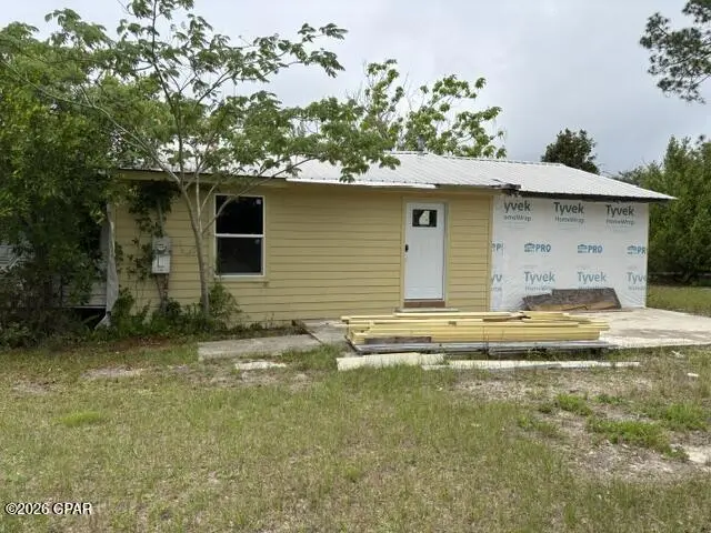 2600 W 18th St