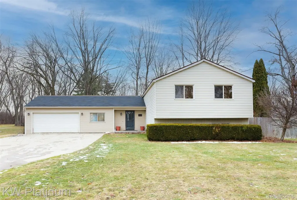 185 Michelson Rd