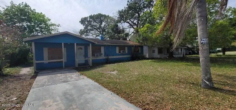 907 Fern Ave