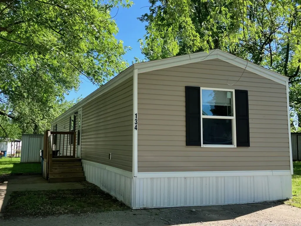 134 Hemlock Dr #134