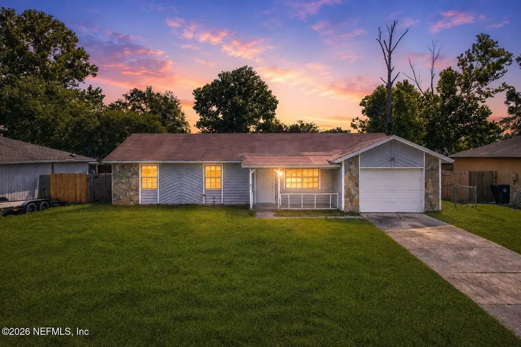 1790 Killarn Cir