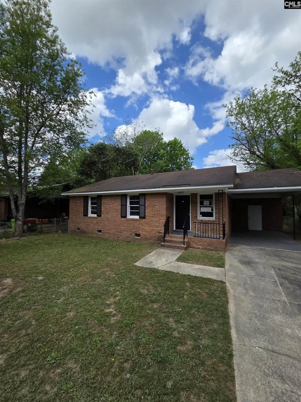 4137 Shorecrest Dr