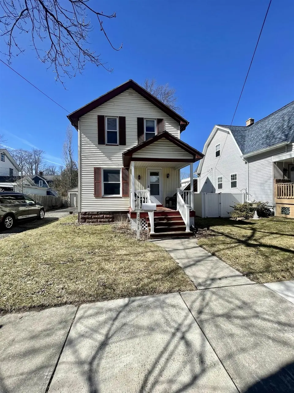 1011 N Lincoln Ave