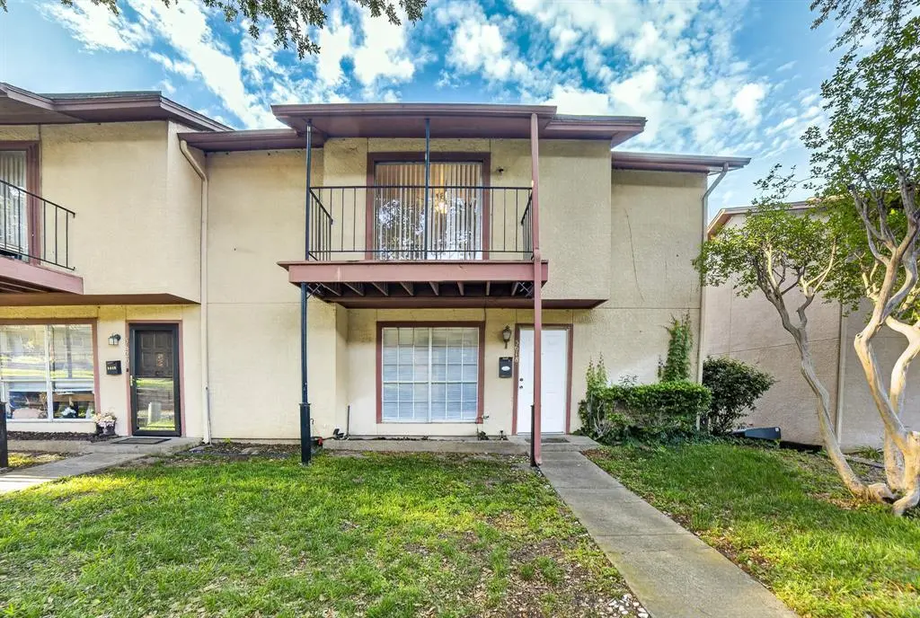 5618 Marina Dr #32