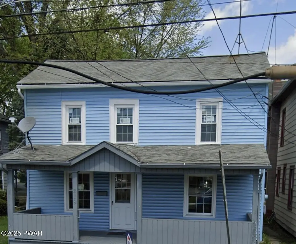 219 4th St
