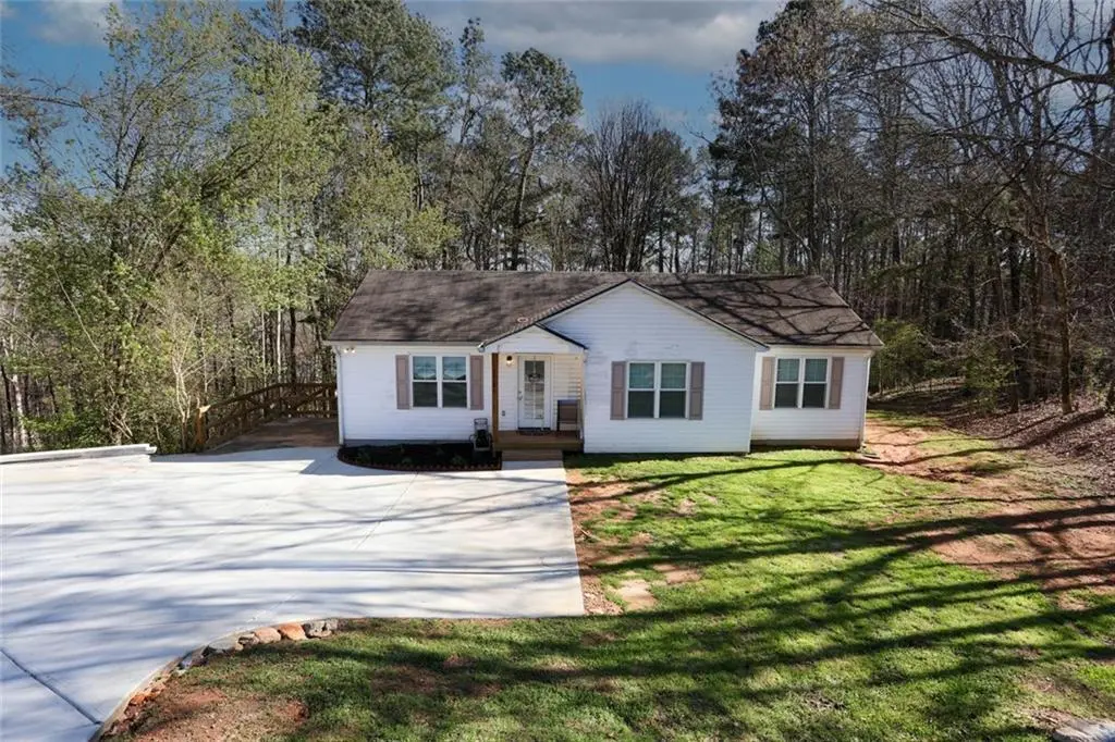 3710 Rambling Woods Dr