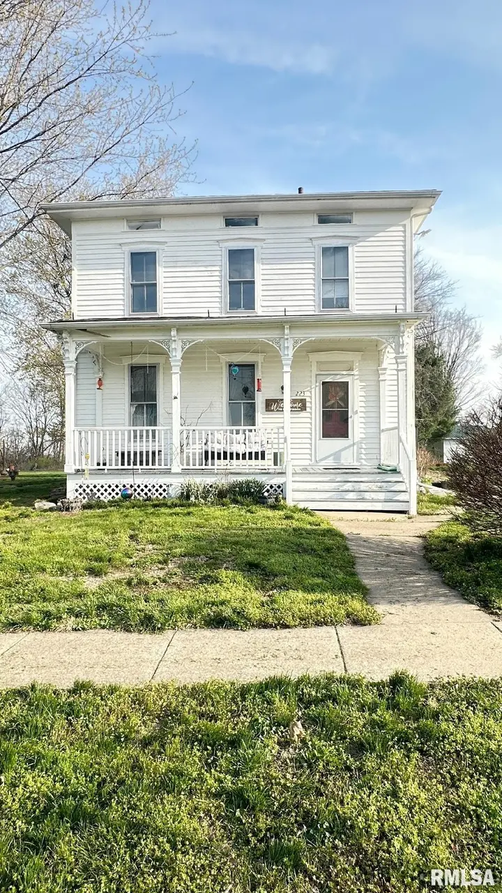 223 W High St